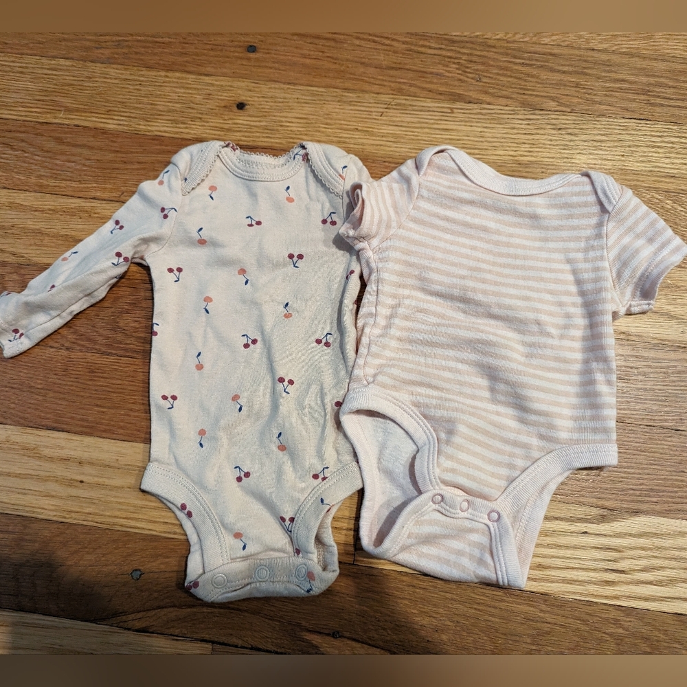 Set of 2 Onesies, Newborn